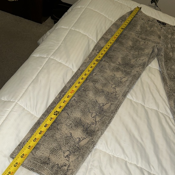Vintage MIXIT SNAKE SKIN SNAKE PRINT PANTS.. - Picture 10 of 16